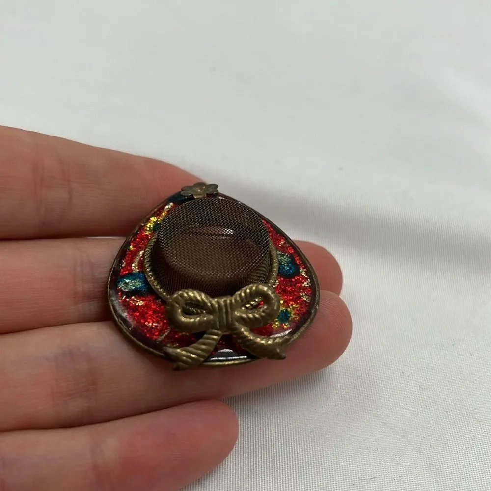 Vintage Kitsch Red and Gold Toned Mesh Hat Pin